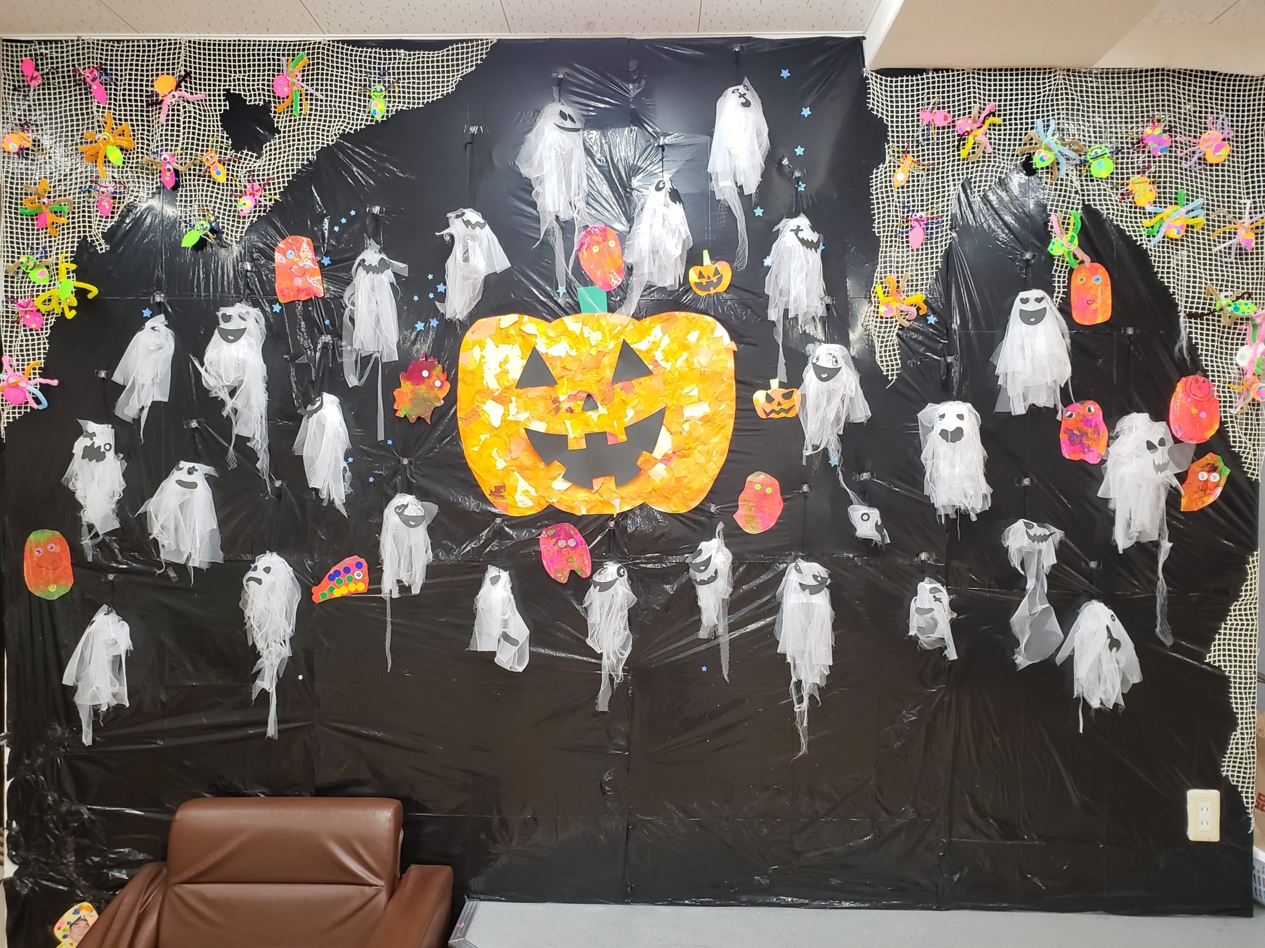 令和5年度 10月 壁面制作 ハロウィン👻 | 奈良県奈良市の福祉サービス